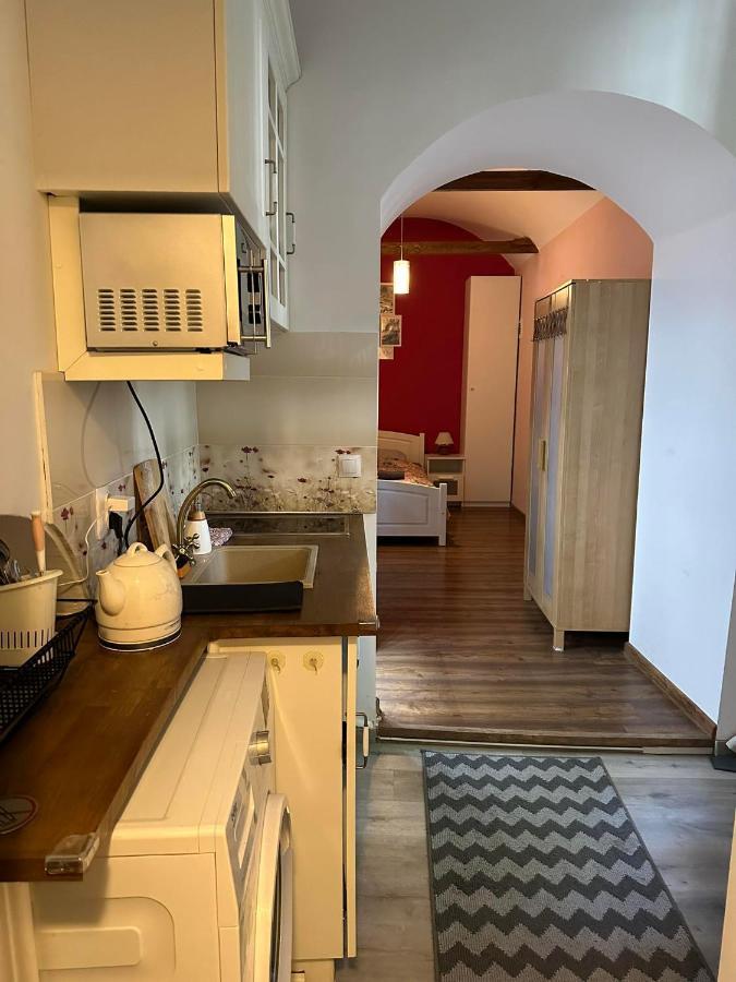 City Centre Apartment Wielopole Krakau Buitenkant foto