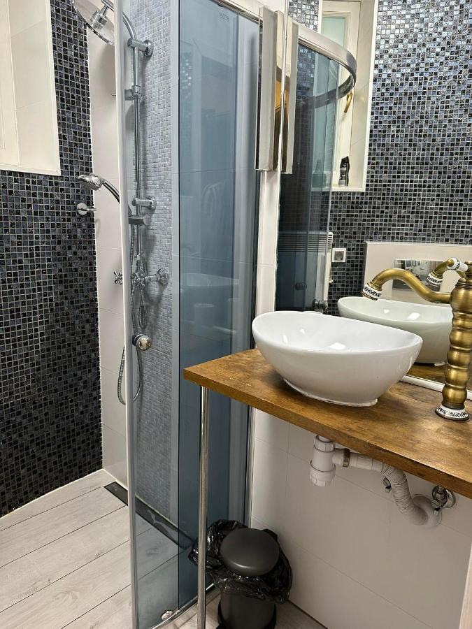 City Centre Apartment Wielopole Krakau Buitenkant foto