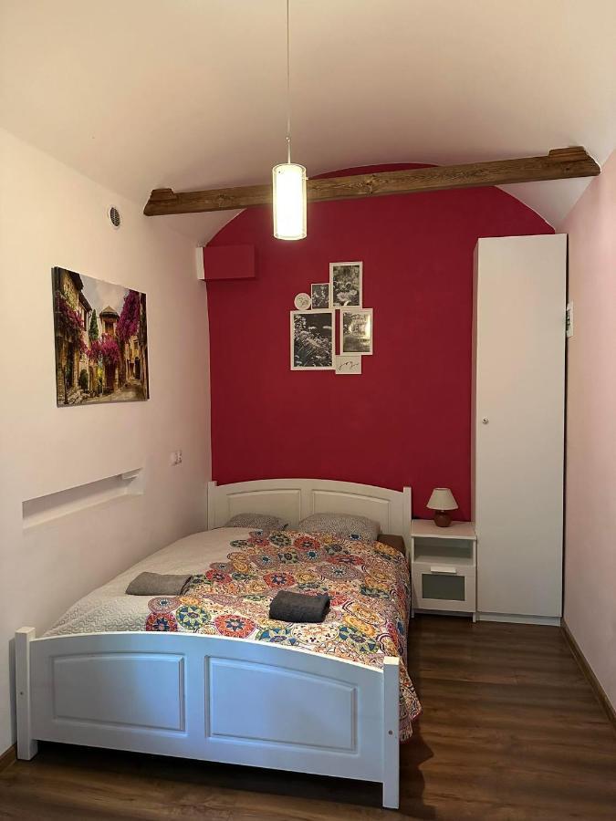 City Centre Apartment Wielopole Krakau Buitenkant foto